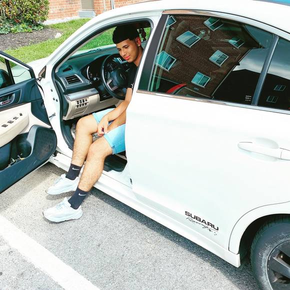 Meet your Posher, Jose - Picture 1 of 1